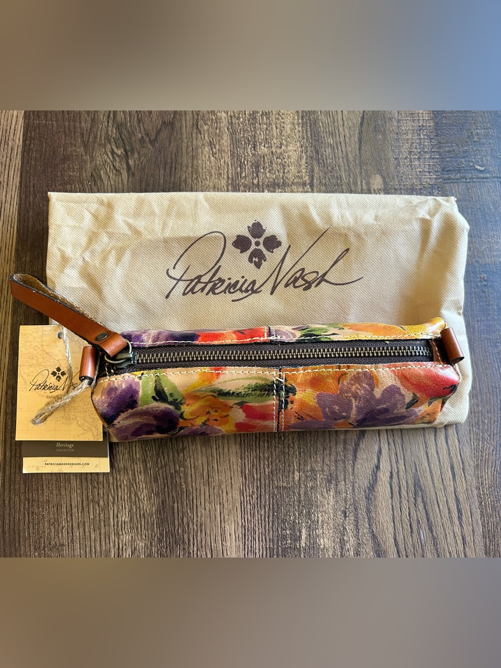 BNWT:  Patricia Nash Floral Leather Wristlet/Makeup Bag